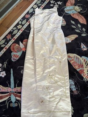 Donna Morgan Ivory Satin Embroidered Sheath Dress